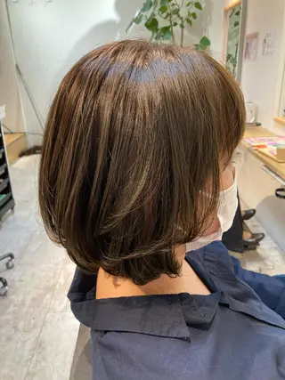 ミディアム カラー 【女性指名No.1】 西口直子のヘアスタイル