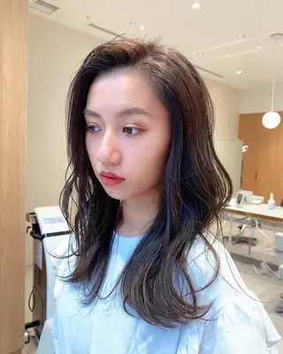 セミロング レイヤー専門家 ダブルカラー修のヘアスタイル