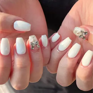 ミディアム nina beautyのネイルデザイン