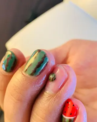 ネイル unfi ocean 川上のネイルデザイン