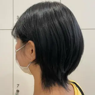 ショート カラー 中根 麻友香のヘアスタイル