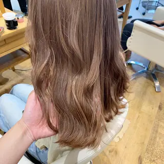 カラー 天野 利咲のヘアスタイル