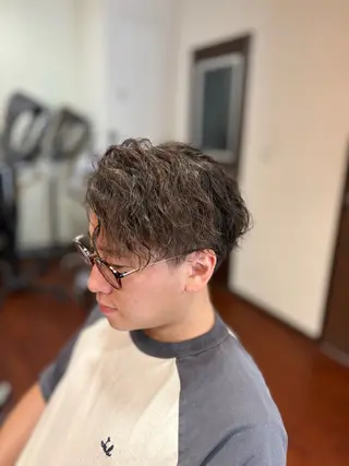 パーマ メンズ 大和田 奈央のヘアスタイル