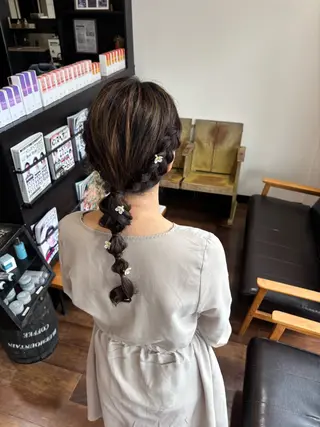 ヘアアレンジ 艶髪/透明感カラー 下山 萌華のヘアスタイル