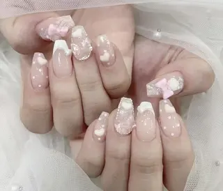 ネイル キラ キラのネイルデザイン