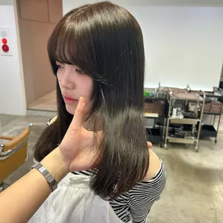 セミロング カラー 🧣艶カラー・ヘア セット Chie🧸のヘアスタイル