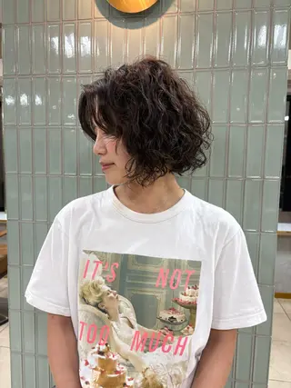 ショート パーマ 🌿新宿 カットモデル🫧のヘアスタイル