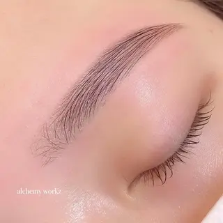 アイブロウ alchemy workzのマツエク・マツパデザイン