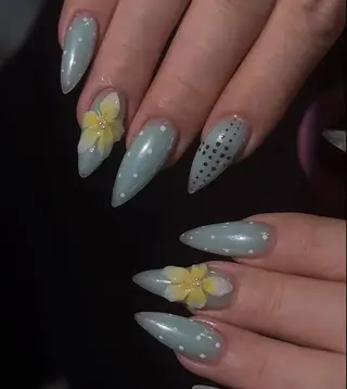 ネイル Miya🎀 nailのネイルデザイン