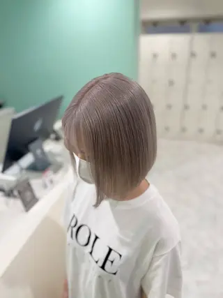 ショート カラー ヘアアレンジ 🐬艶ハイトーン/ レイヤー/透明感🩵のヘアスタイル