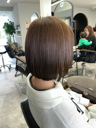 ショート カラー 谷口 優希のヘアスタイル