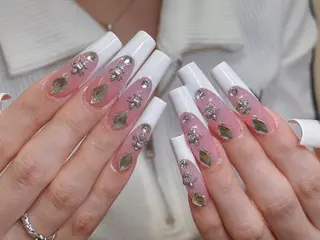 ネイル 💕リリ 🩷のネイルデザイン
