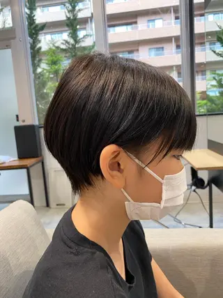 ショート 高橋 侑莉亜のヘアスタイル
