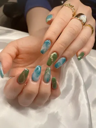 ネイル UnFLAIR麻布 十番店🎀SARAのネイルデザイン