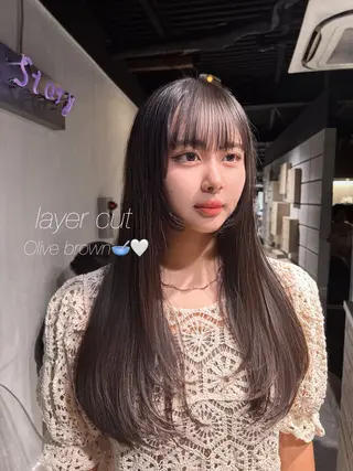 ロング MEI🎀レイヤー 🎀韓国styleのヘアスタイル