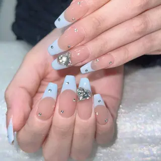 ネイル 🎀kira 長さだし💗モチ最高のネイルデザイン