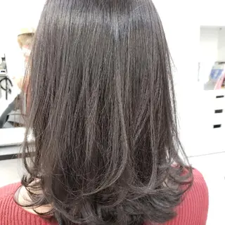 ミディアム [店長]カラーが好評 　小林のヘアスタイル