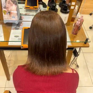 カラー 新原 陽那のヘアスタイル