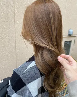 カラー パーマ ヘアアレンジ メンズ キッズ ネイル マツエク・マツパ Saffyハリウッド トリートメント◎のヘアスタイル