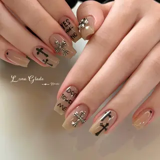 ネイル Luna Gladeのネイルデザイン