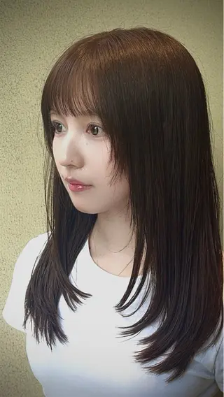 ロング 石井 乃映瑠のヘアスタイル