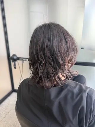 ミディアム パーマ ラフなパーマ 石川雄麻のヘアスタイル