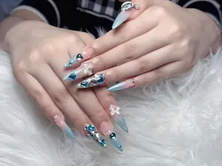 ネイル Mika Nailsのネイルデザイン