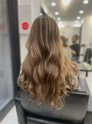 ロング カラー レイヤーカット 赤み消し　店長/大和のヘアスタイル