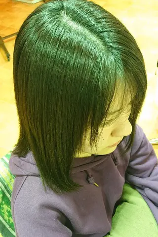 ミディアム パーマ 山口 彩海のヘアスタイル