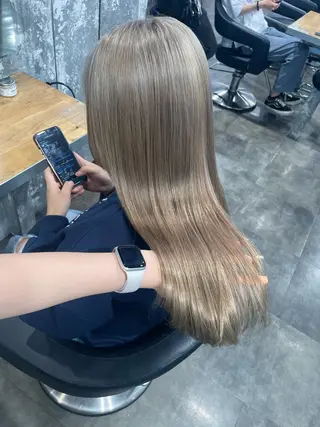 ロング カラー ハイトーン 横浜💞ミオのヘアスタイル