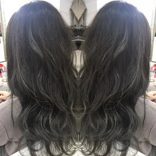 セミロング ロング カラー 髪質改善 中川 翔のヘアスタイル