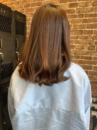 ミディアム カラー パーマ ヘアアレンジ メンズ キッズ ネイル マツエク・マツパ アイブロウ 久木原 ゆりのヘアスタイル