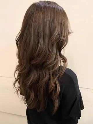 セミロング カラー ✨カラー支持No.1 🧸ワキ カナコ🧸のヘアスタイル