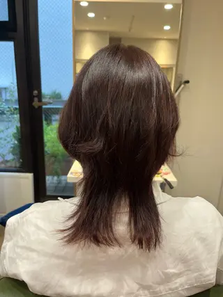 ミディアム カラー 小鴨 美佳のヘアスタイル