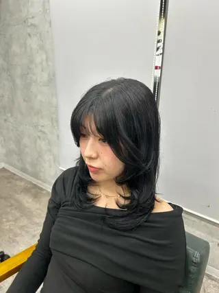ミディアム limit ユイカ/ ハイトーンカラー💫のヘアスタイル