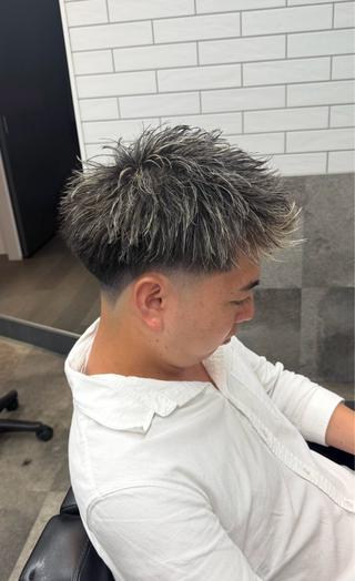 カラー パーマ メンズ 角田 凌のヘアスタイル
