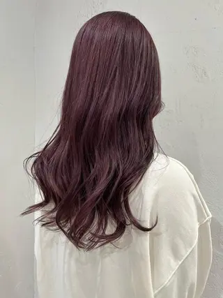 ロング カラー 🐩透明感ミルクティ ーピンクニイナ🐩のヘアスタイル