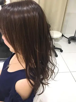カラー MERu/高橋裕之 /レイヤー/艶カラーのヘアスタイル