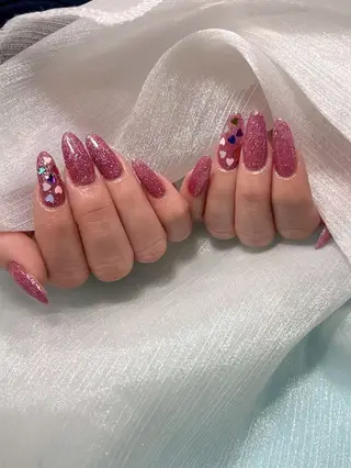 ネイル ENsalon AKIRAのネイルデザイン
