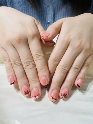 ネイル SNOW LITのネイルデザイン