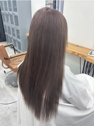 セミロング ブリーチ透明感カラー 🍀mizuki🍀のヘアスタイル