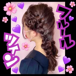 ロング ヘアアレンジ J (ジュリ)のヘアスタイル