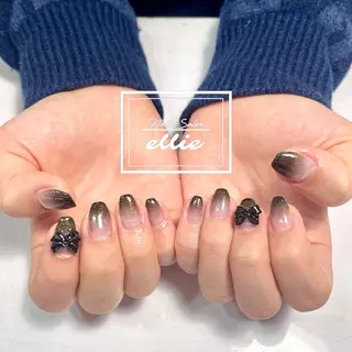 ネイル Nail Salon ellie 🐣のネイルデザイン