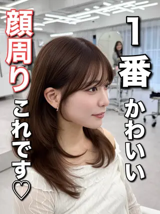 セミロング 透明感カラー🩶 ×小顔カット難波のヘアスタイル