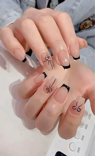 ネイル akina nailsのネイルデザイン