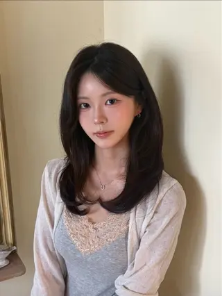 ミディアム カラー 恵比寿 Yuki 地毛風カラー🌱のヘアスタイル