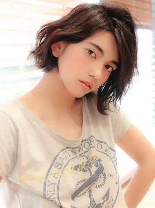 ショート NicoRE. 大人女子×髪質改善のヘアスタイル