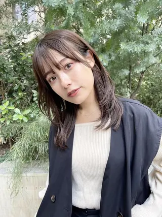 ミディアム siesta by amble luxeのヘアスタイル