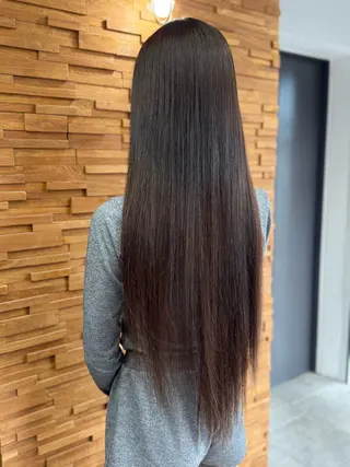 ロング RIEブリーチ& エクステ特化型のヘアスタイル