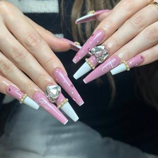 ネイル Noél_ Noaのネイルデザイン